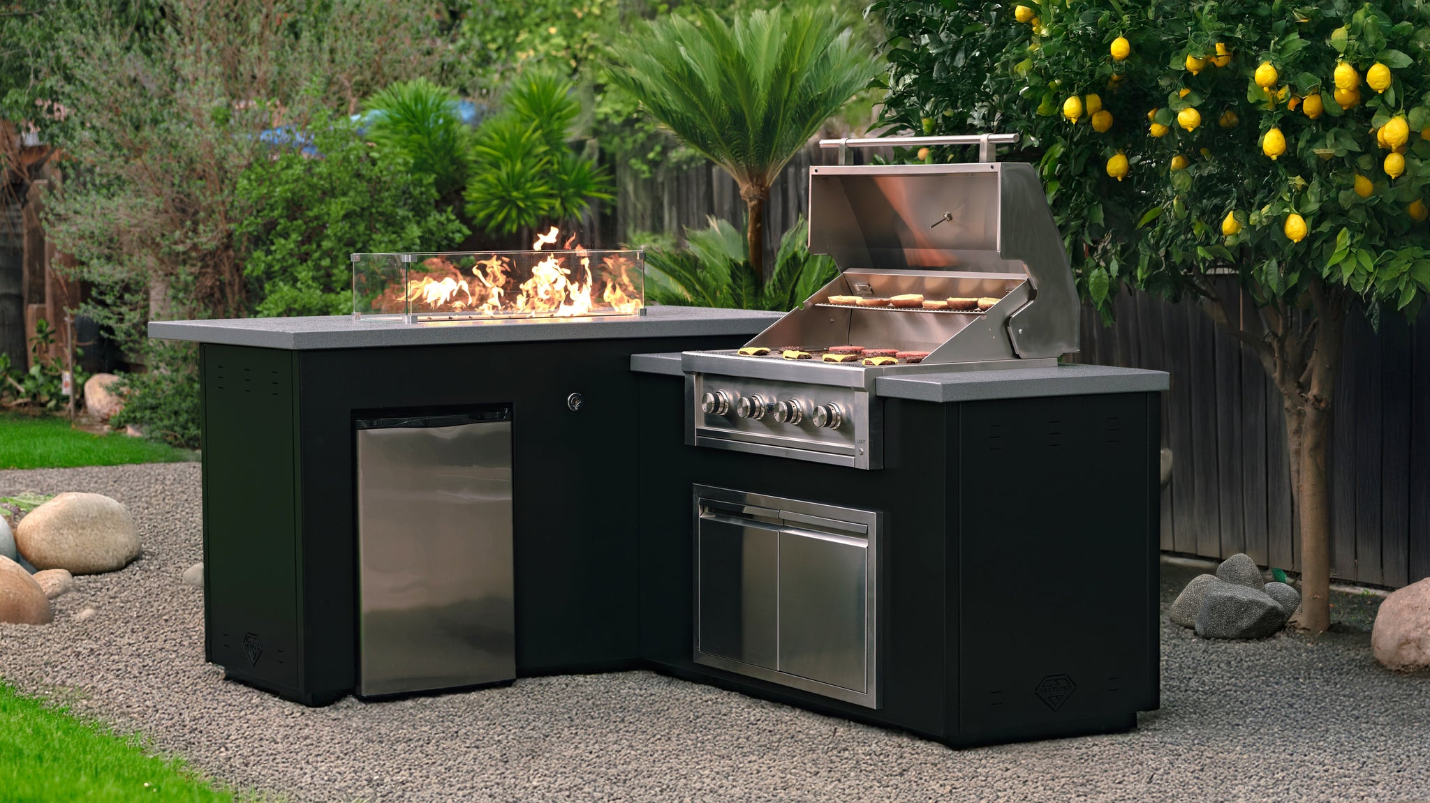 Outdoor Kitchen Islands