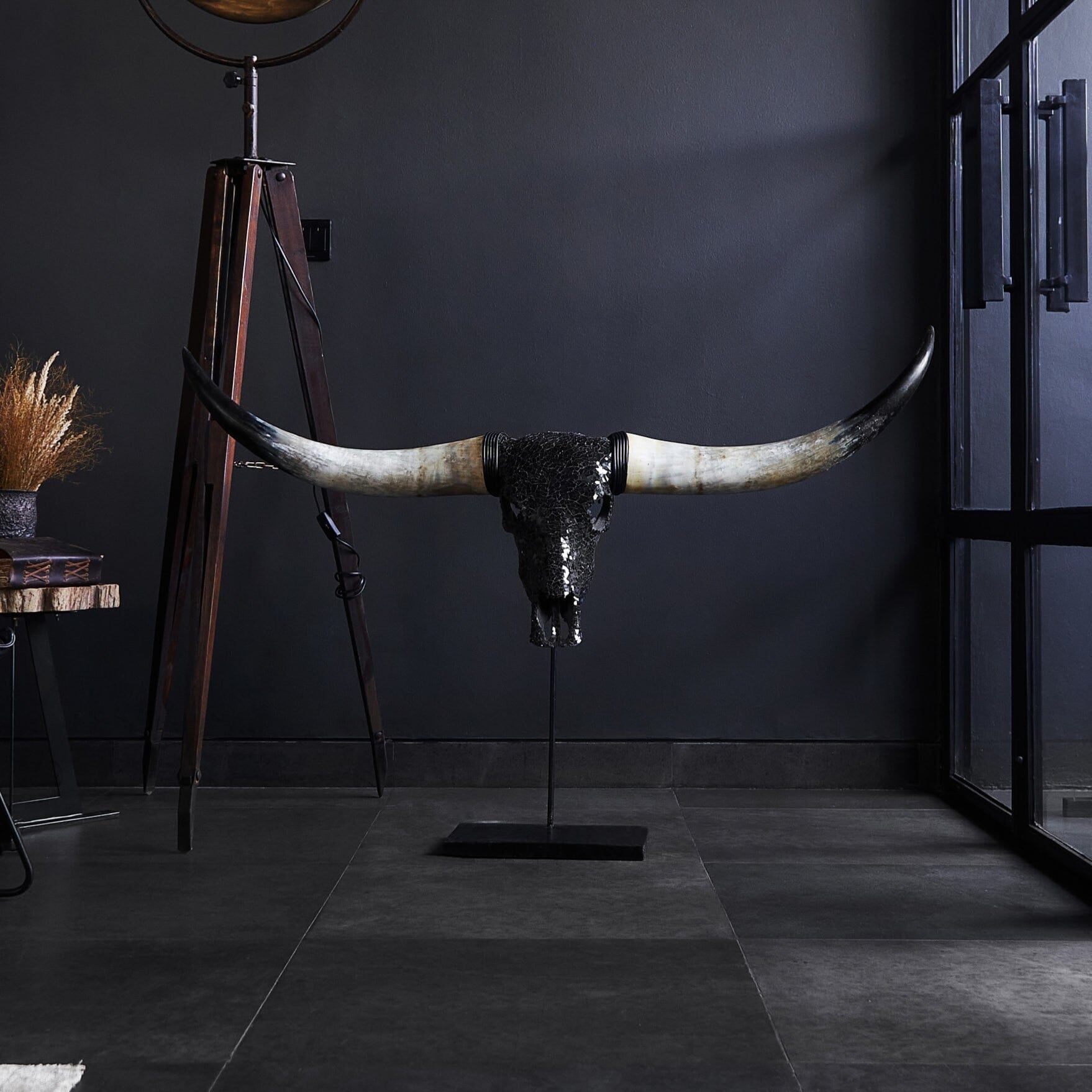 Longhorn Skull - Black Mirror // Mosaic Finish