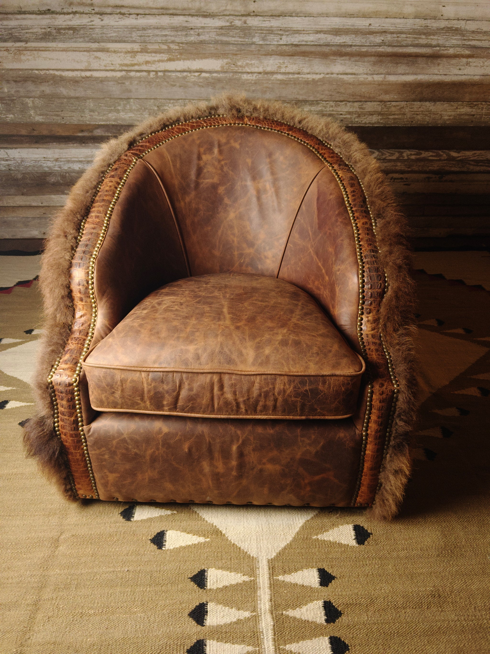 Yellowstone Buffalo Swivel Chair