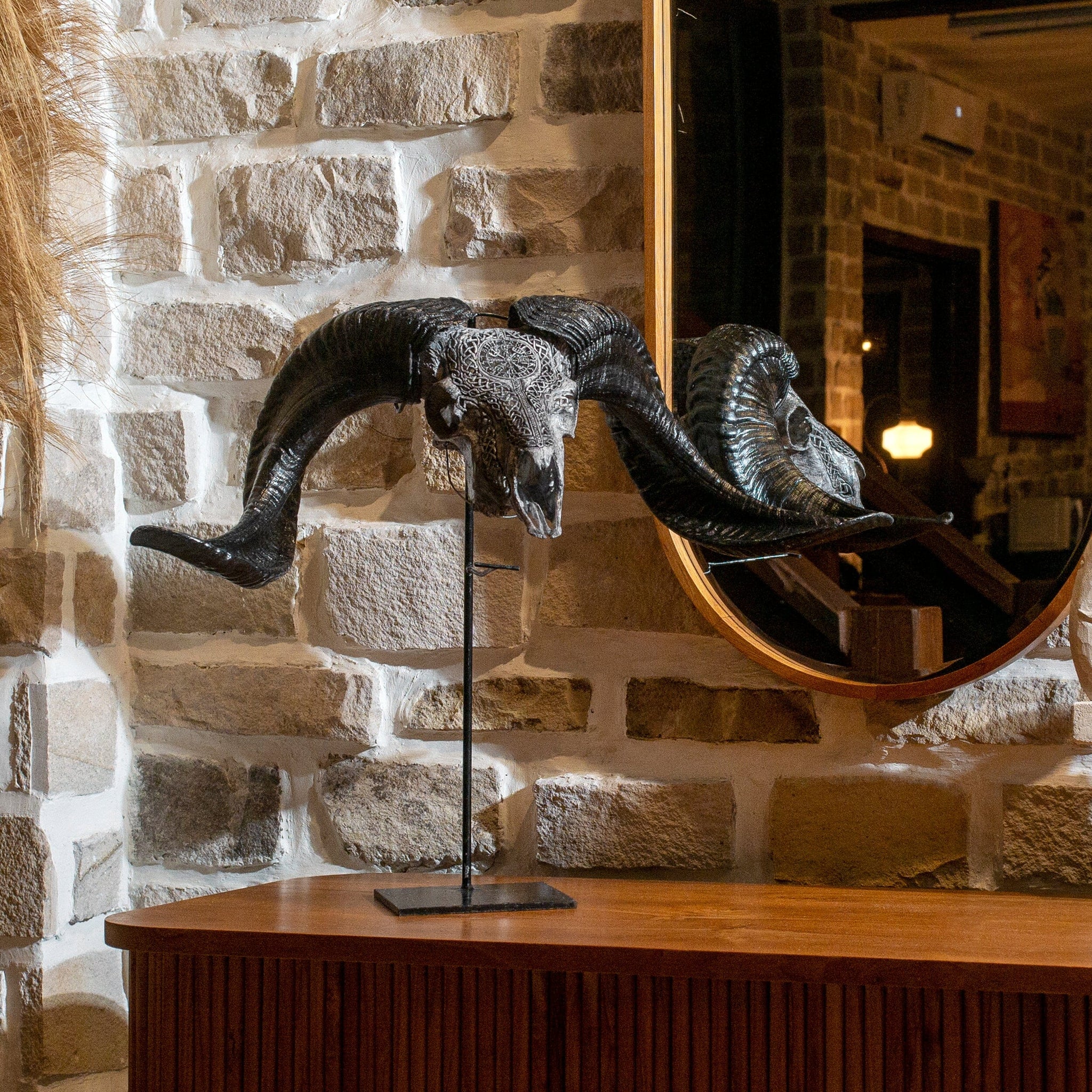 Hand Carved Ram Skull - Gray Vegvísir