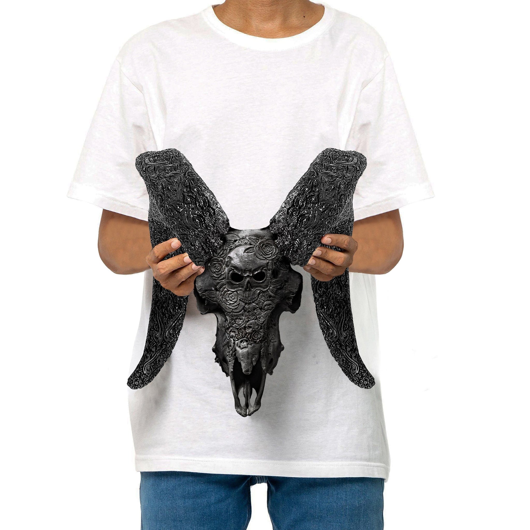 Hand Carved Ram Skull - Black Thorn