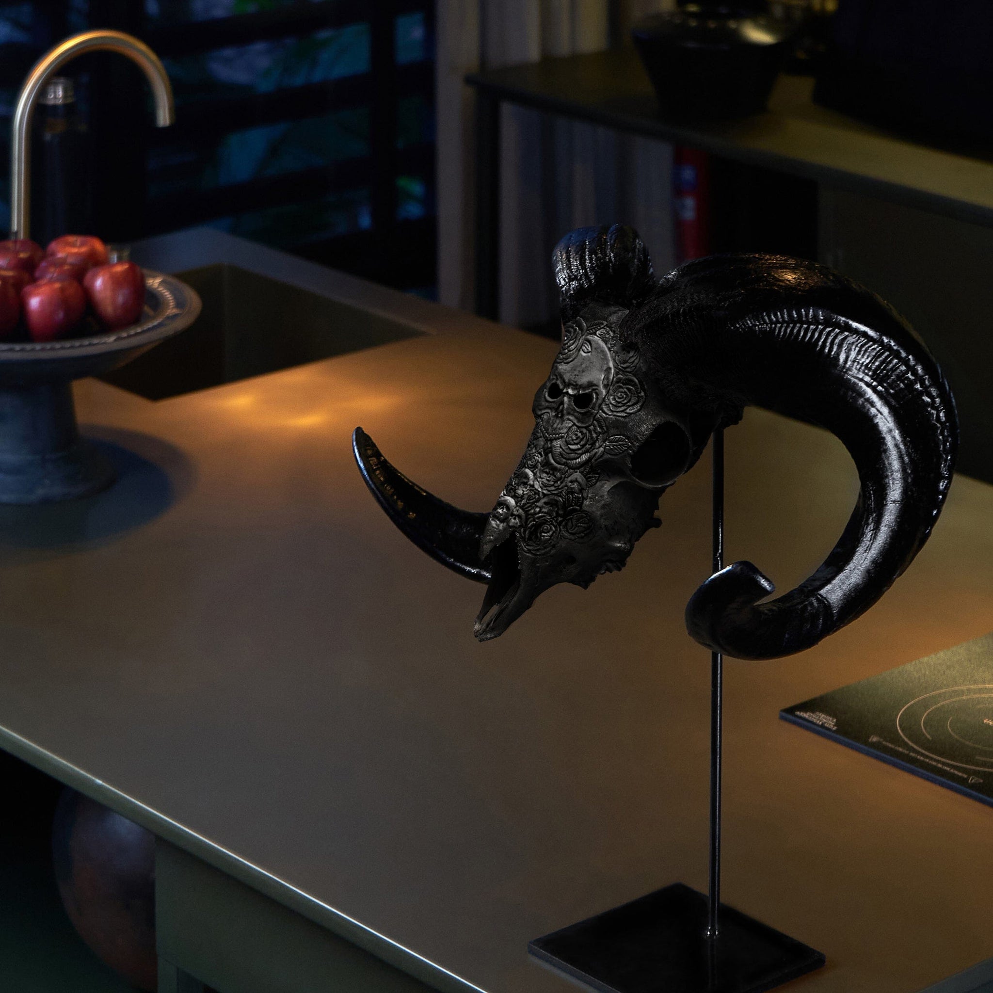 Hand Carved Ram Skull - Black Thorn